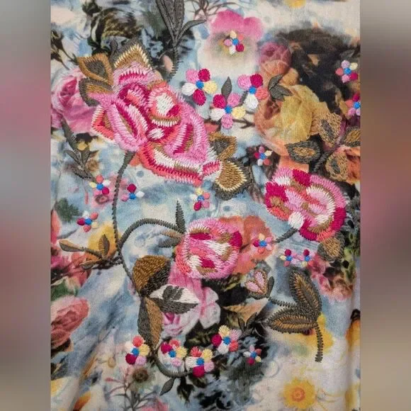 Soft Surroundings Plaid Floral Embroidered Button Down Tunic Small 100% Cotton - Picture 9 of 9